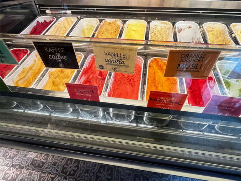 Frankfurt Expedition Mallorca Bizziice Eisdiele Organic Gelato 02 768x576