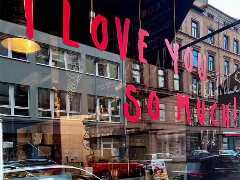 Frankfurt Expedition Mallorca Bizziice Eisdiele Organic Gelato 768x576