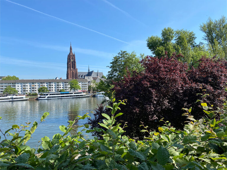 Frankfurt Expedition Mallorca Kaiserdom St. Bartholomaeus 03 768x576