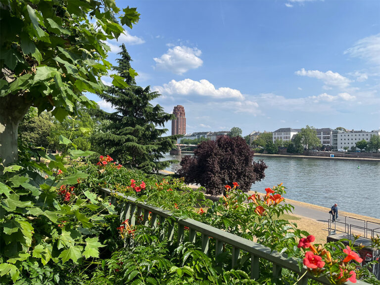 Frankfurt Main Expedition Mallorca Lindner Hotel Frankfurt Main Plaza 09 768x576