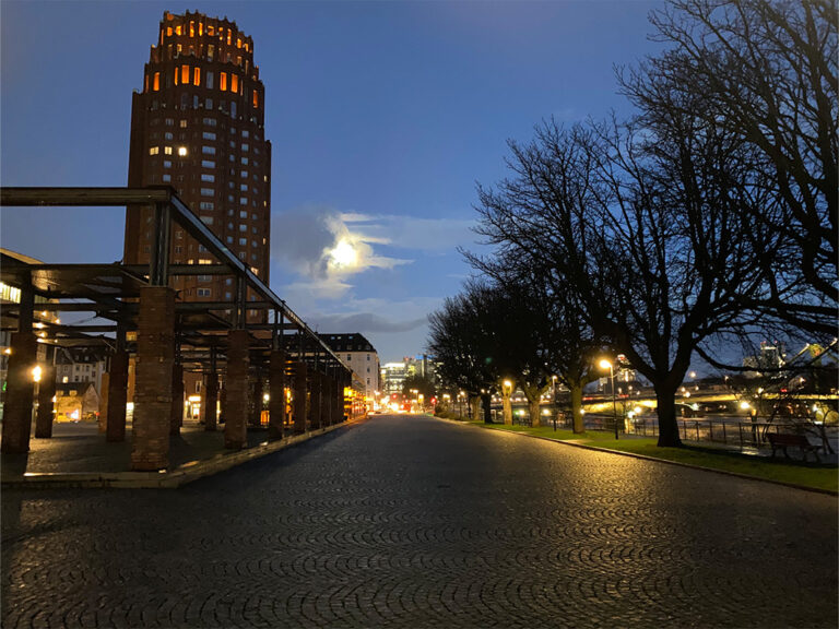 Frankfurt Main Expedition Mallorca Lindner Hotel Frankfurt Main Plaza 768x576